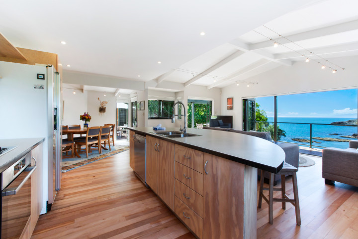 Beachfront Enclosure Bay Kitchen and View3