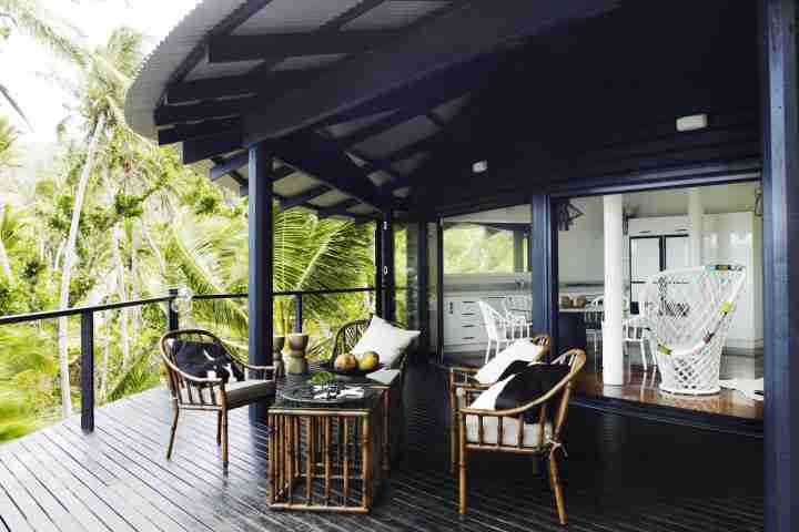 Bedarra Island Outdoor Dining Area on Spacious Deck with Sea View and flow to Indoors