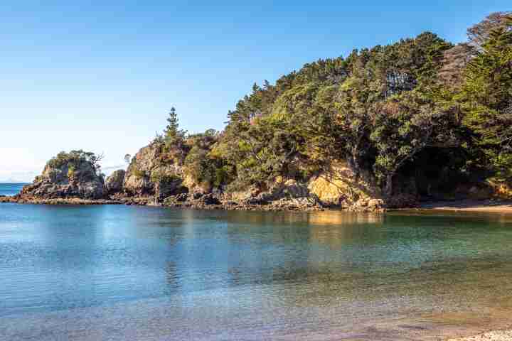 Drop Anchor at Enclosure Bay high tide