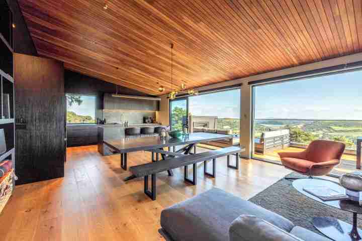 Kaitiaki Lodge Open plan living