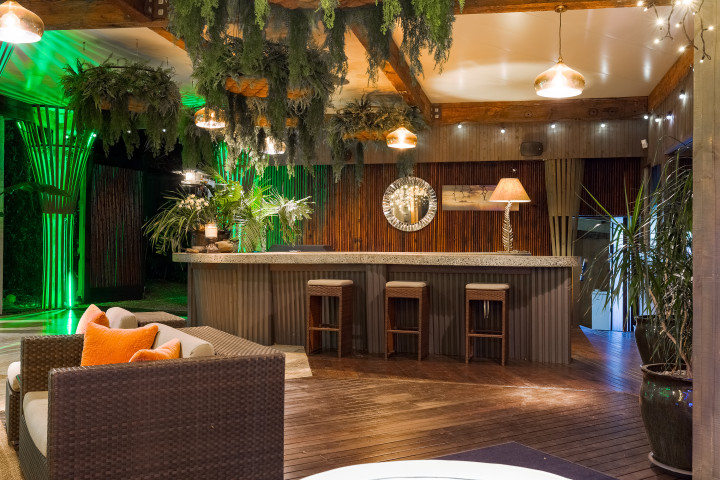 Kauri Springs Lodge Bar Area