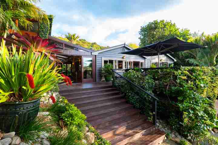 Kauri Springs Lodge Exterior 2