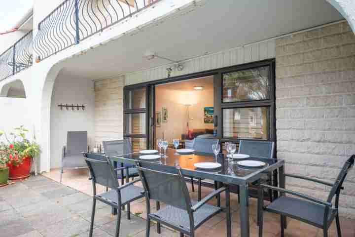 Onetangi Beach Apartments 7 Outdoor dining area