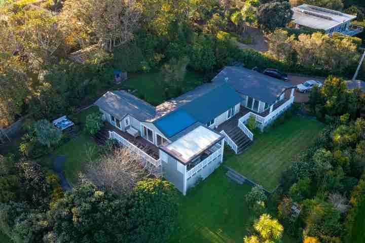 Oriwa Villa by Waiheke Unlimited Overhead shot