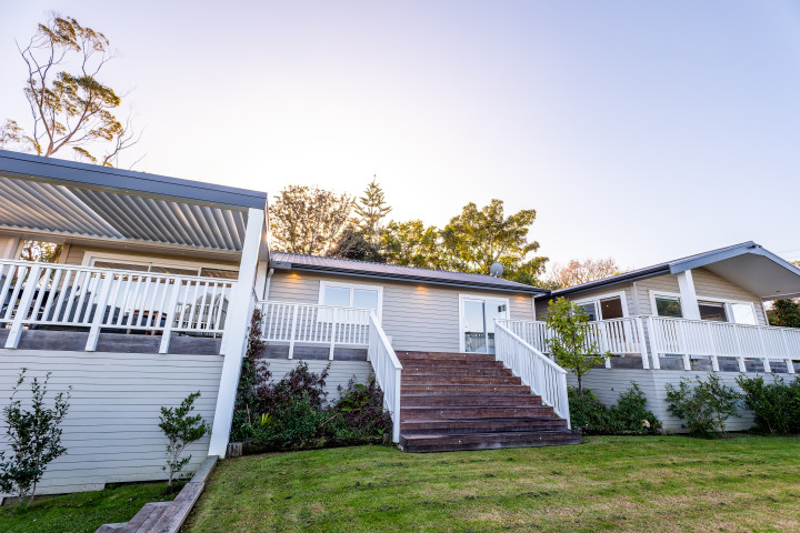 Oriwa Villa by Waiheke Unlimited exterior garden entrance