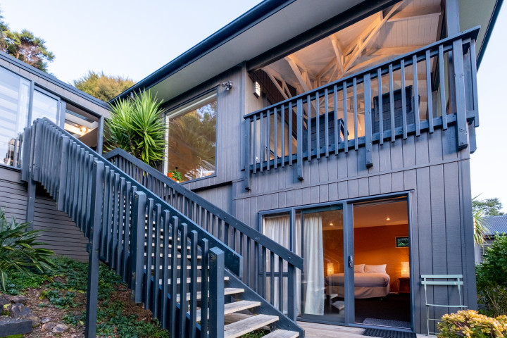 The Pavilion Omiha Split level entrance